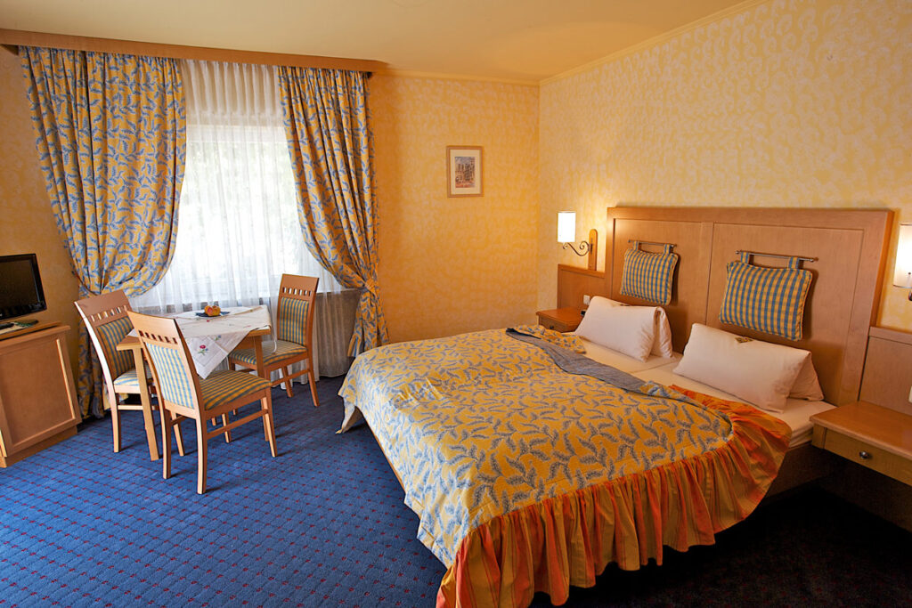Komfort Doppelzimmer im Landgasthof Deutsche Eiche München